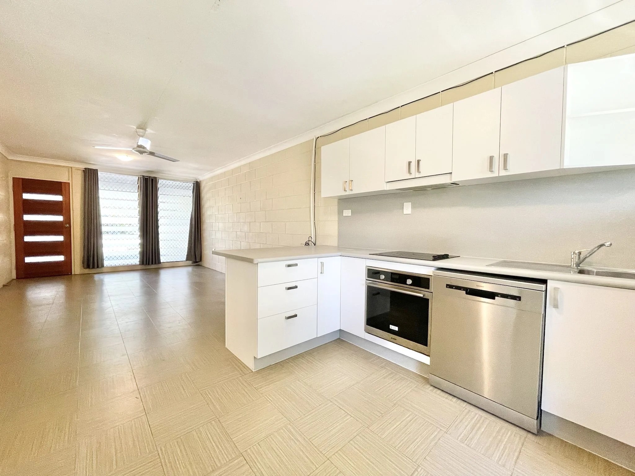 Real Estate For Sale 6 Maskell Street Pallarenda , QLD