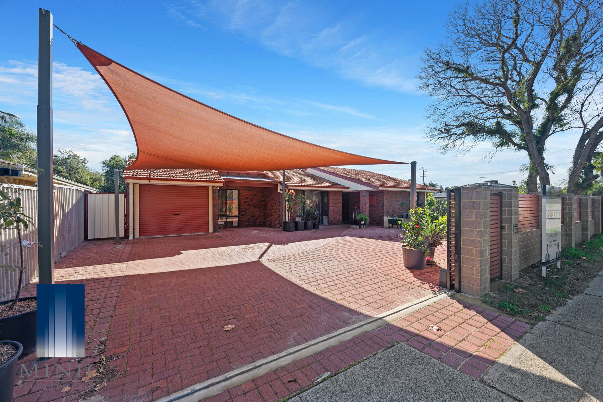 Real Estate For Sale 30 Burslem Drive Thornlie , WA