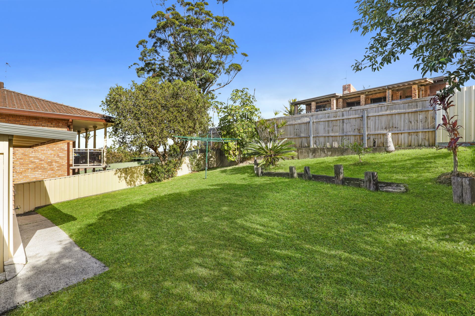 Real Estate For Sale 8 Oleander Avenue Figtree , NSW