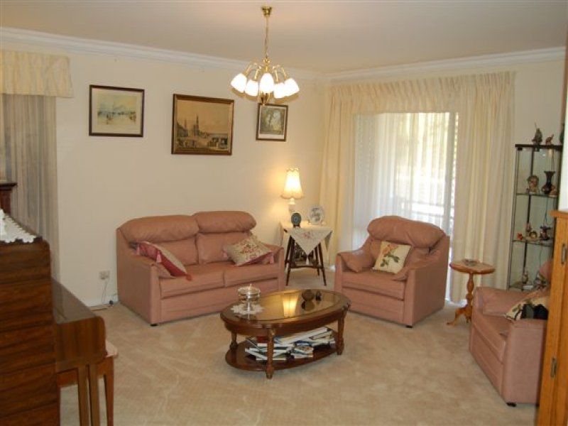 Real Estate For Sale 54 Henley Street Como , WA