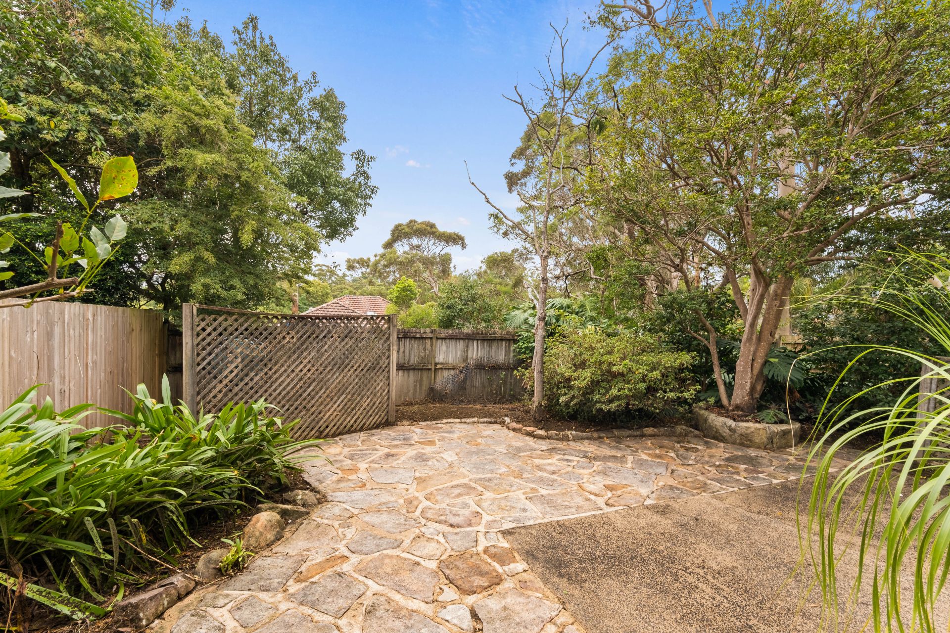 69 Eton Road, LINDFIELD McConnell Bourn Pty Ltd