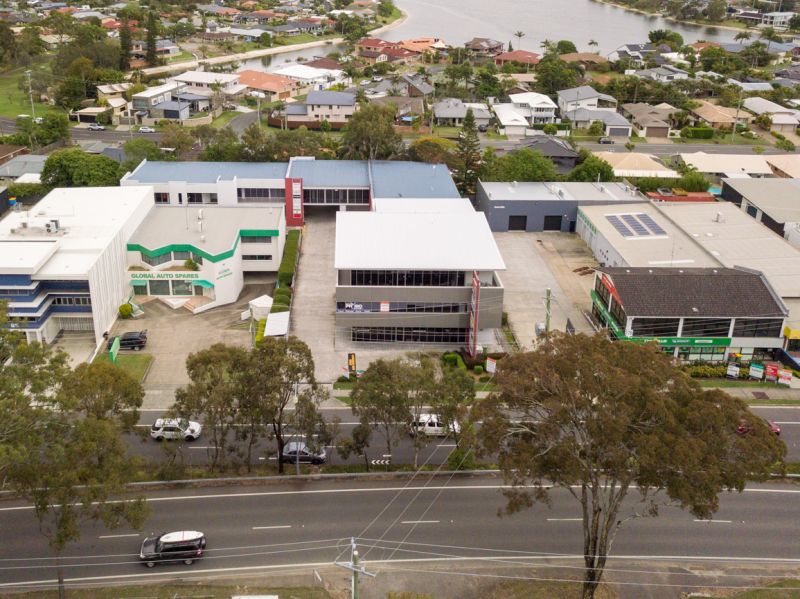 2/79 West Burleigh Road, Burleigh Heads Lacey West