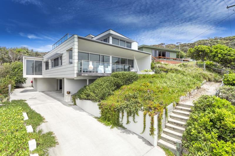 Ken Jacobs exclusive affiliate of Christie's International Real Estate