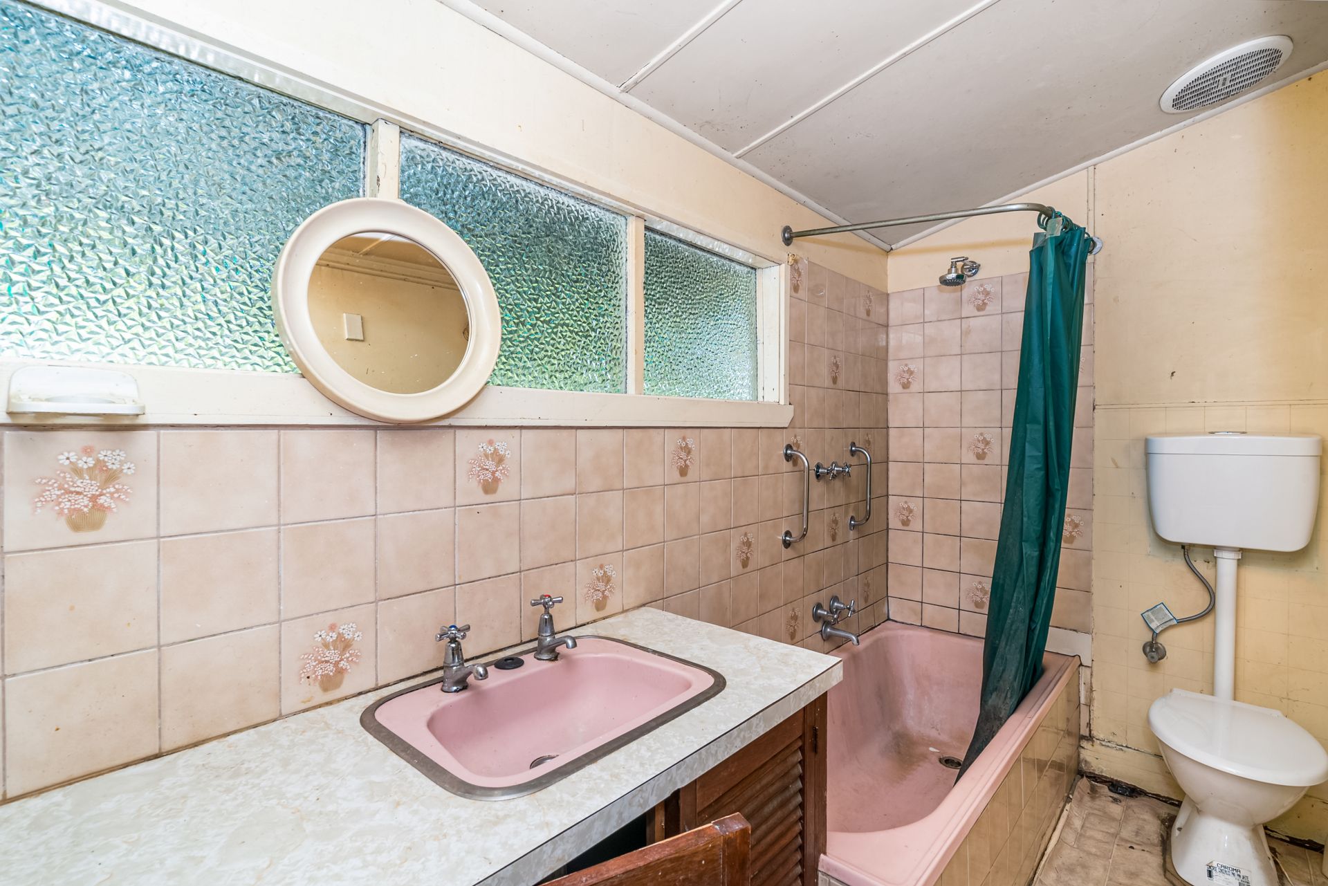 24 Olinda Street, Quarry Hill Bendigo Ballarat Real Estate Pty Ltd