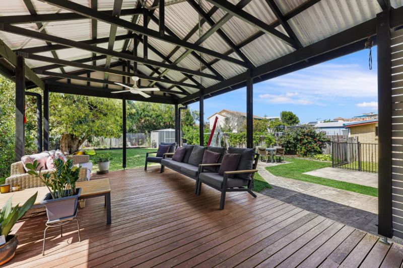 Real Estate For Sale 3 Taylor Avenue Golden Beach , QLD