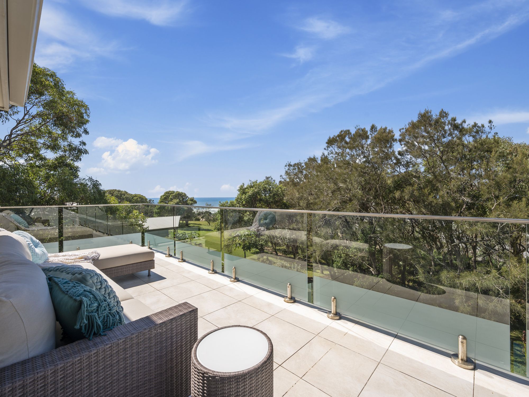 For Sale 10 Ocean Drive Safety Beach , NSW