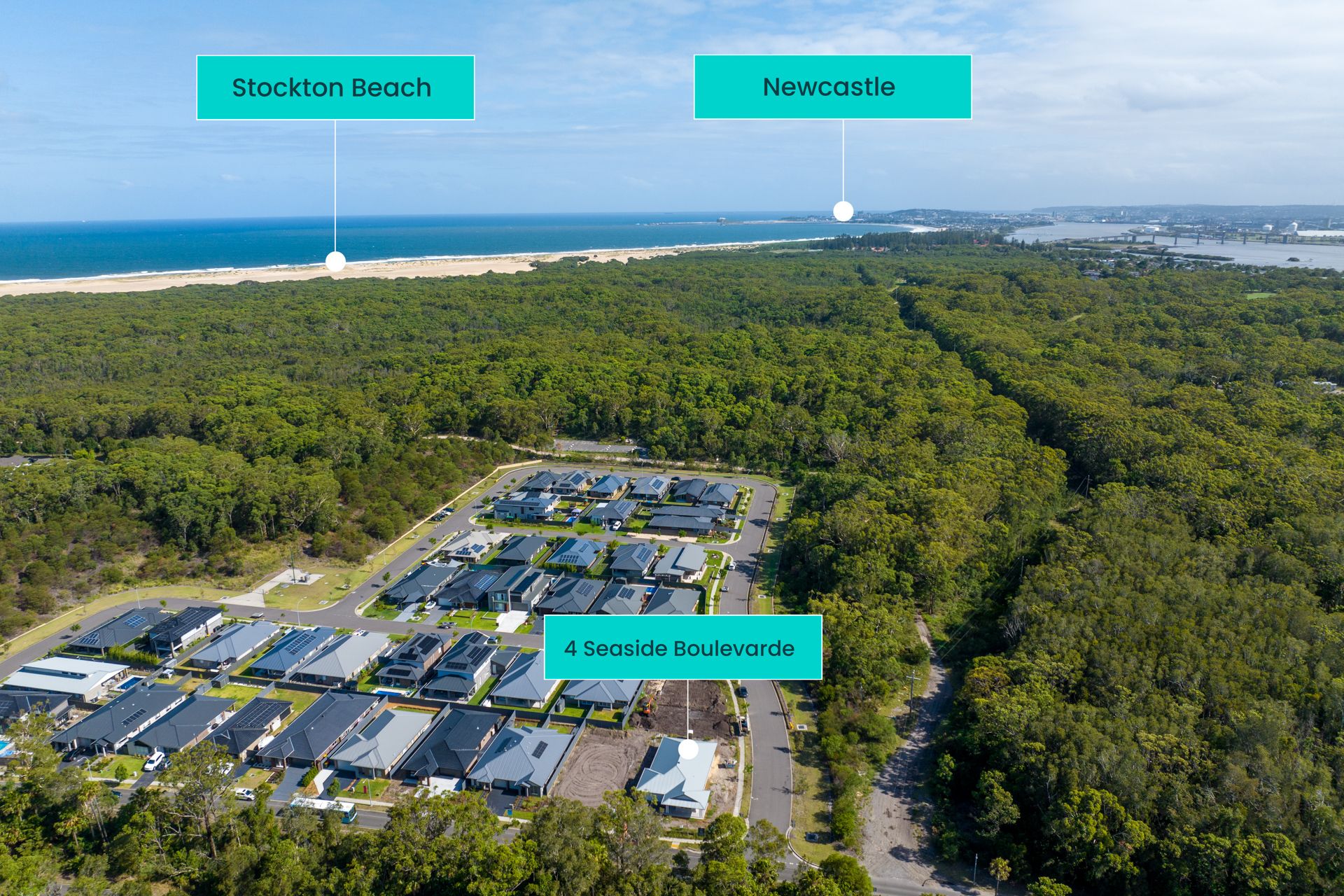 Real Estate For Sale 4 Seaside Boulevard Fern Bay , NSW