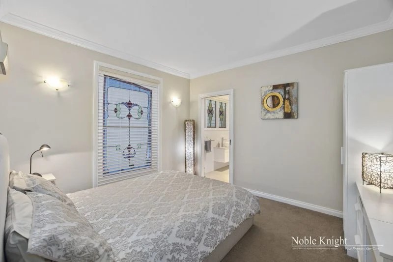 111115 High Street, Yea Noble Knight