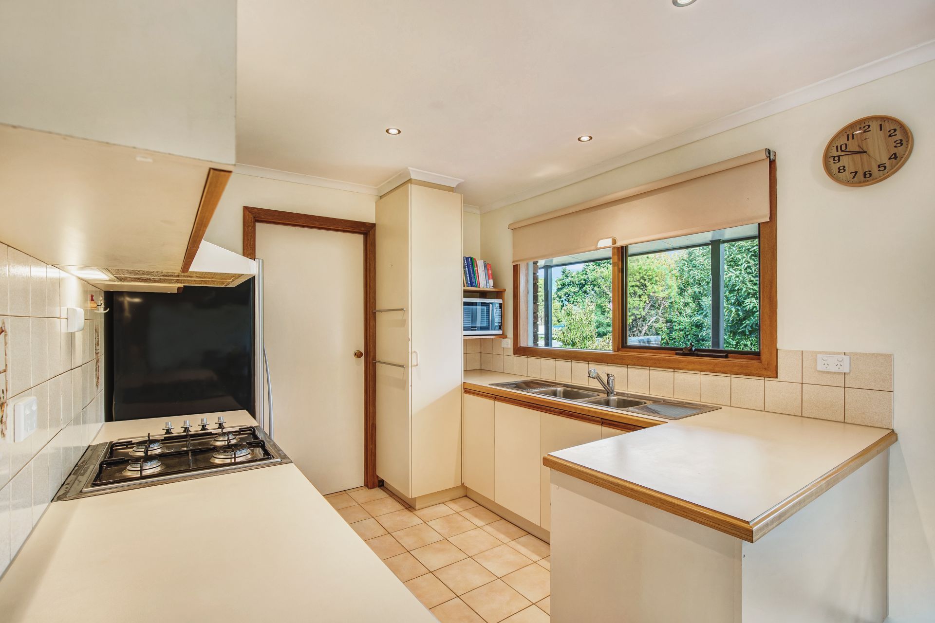 17 Lumley Drive, Bright Dickens Real Estate