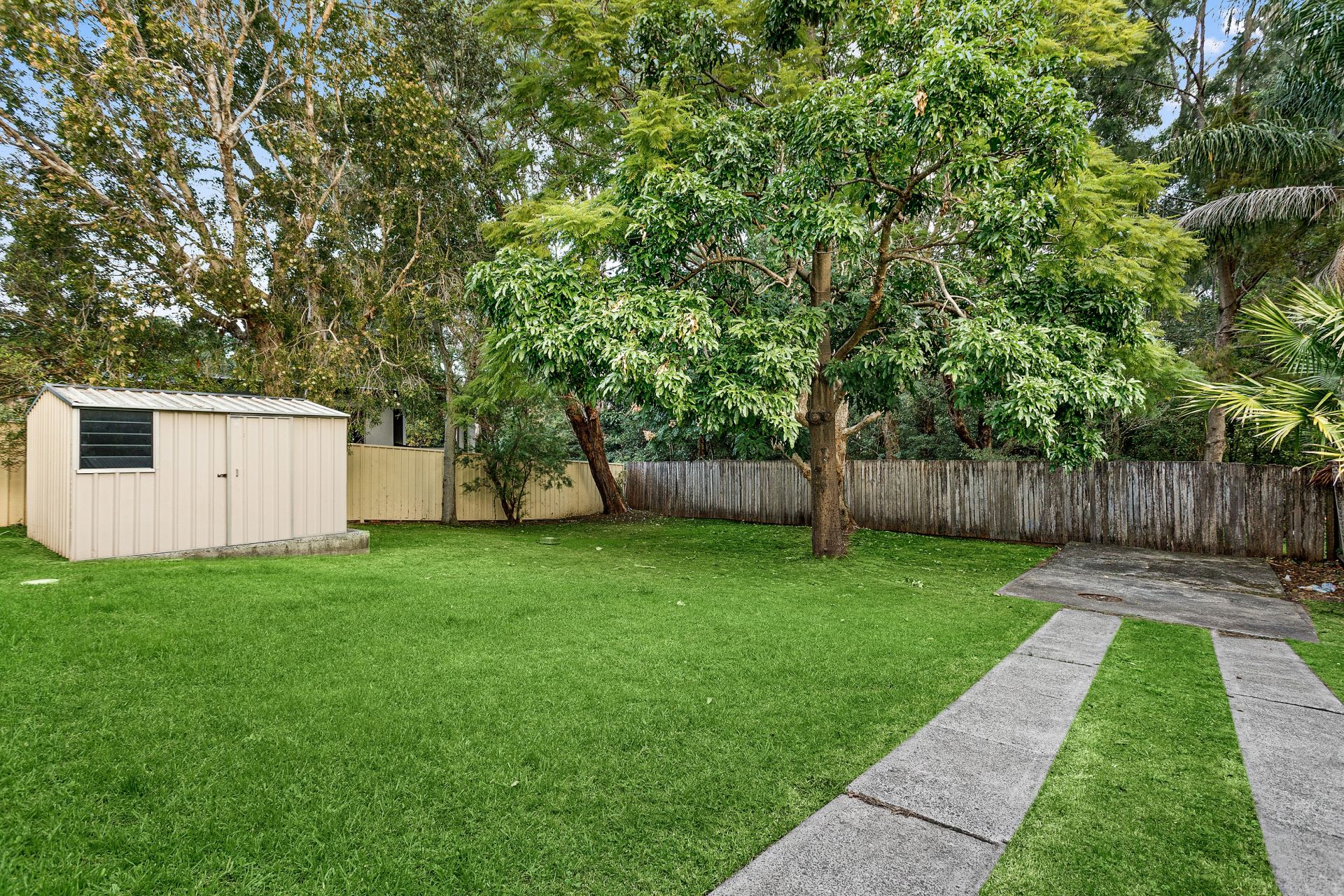 Real Estate For Sale 43 Maynes Parade Unanderra , NSW