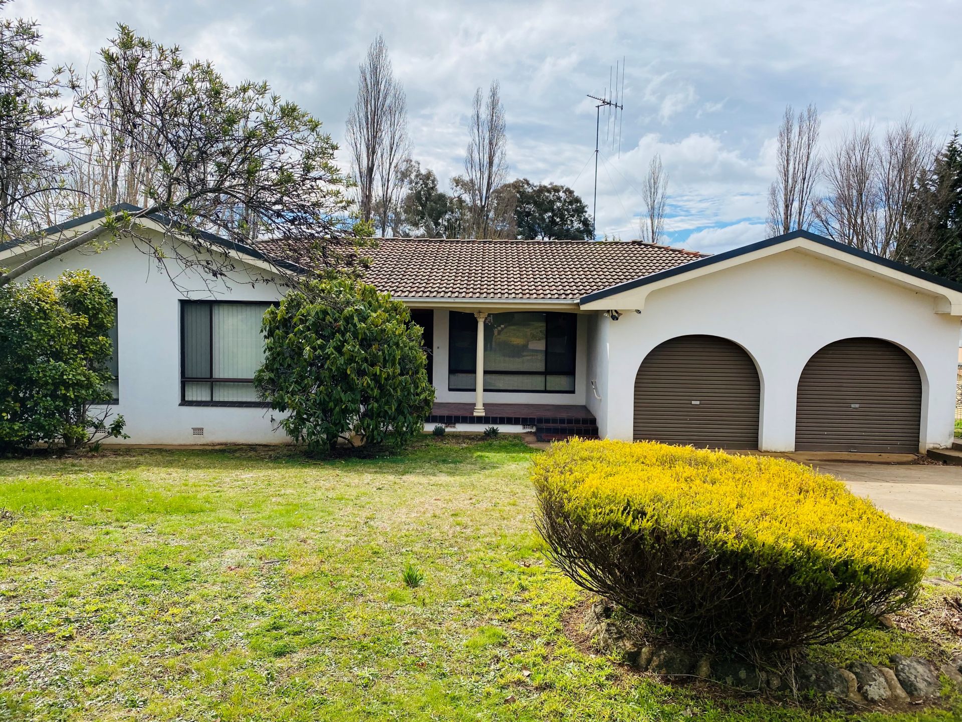 25 Yarawini Drive, Orange John Cook Real Estate