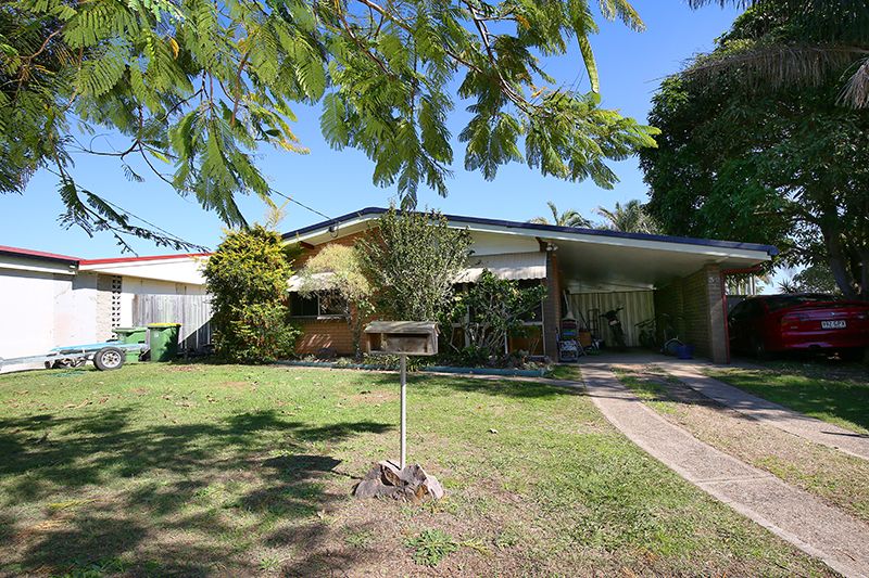 Real Estate For Sale 32 Wavell Avenue Golden Beach , QLD