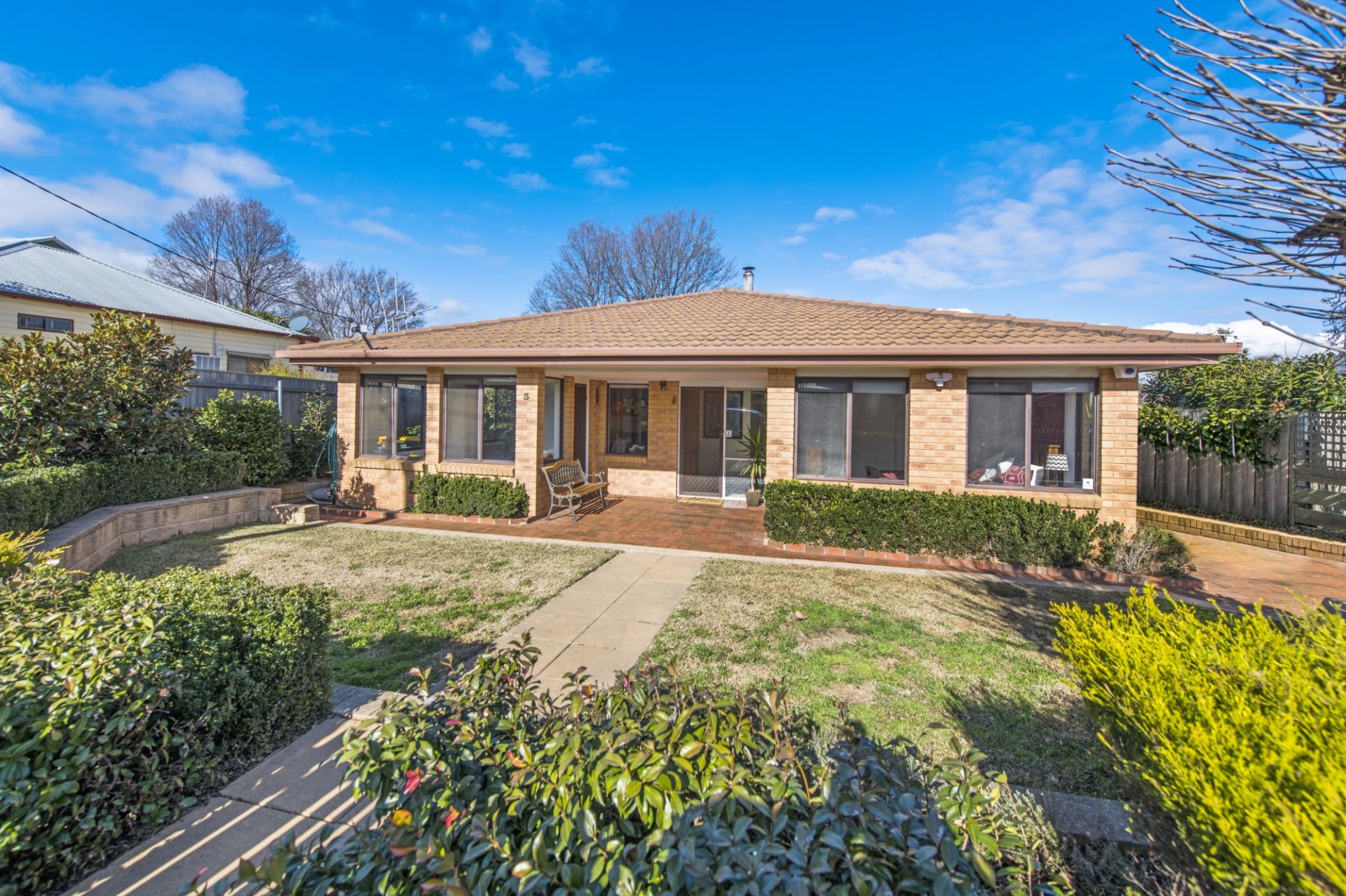 3 Hirst Avenue, Queanbeyan White Rhino Property