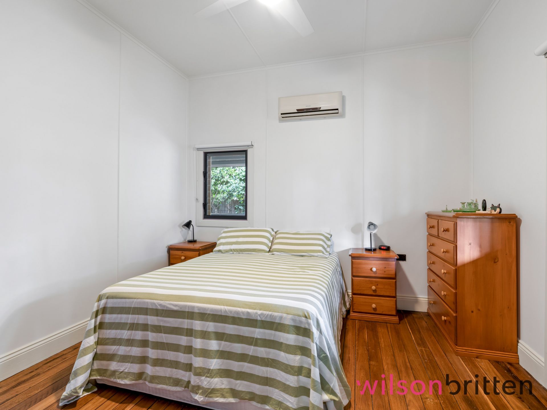 66 Macquarie Street, Morisset Wilson & Britten