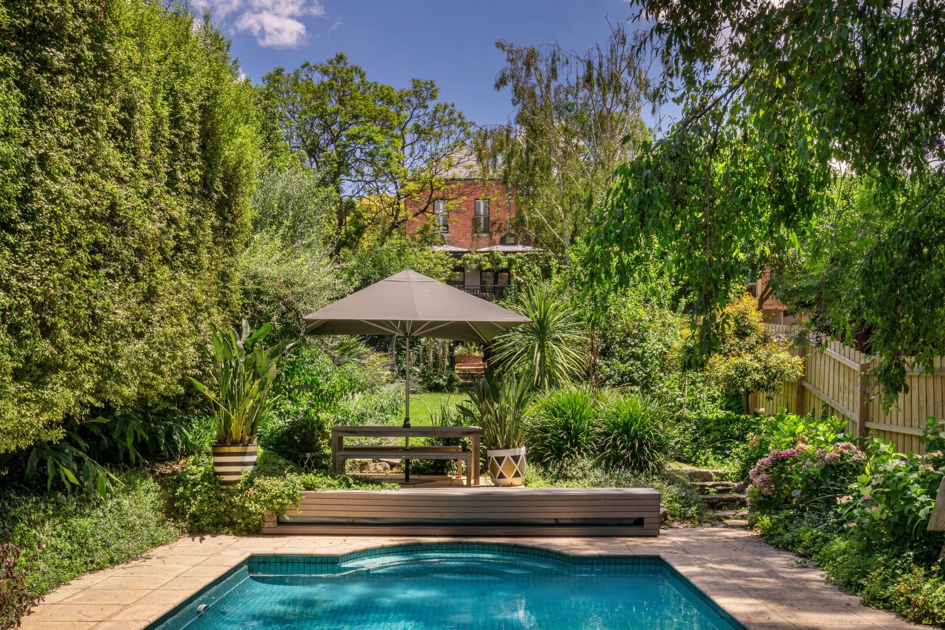 Kay & Burton 9 Yarra Street, Hawthorn