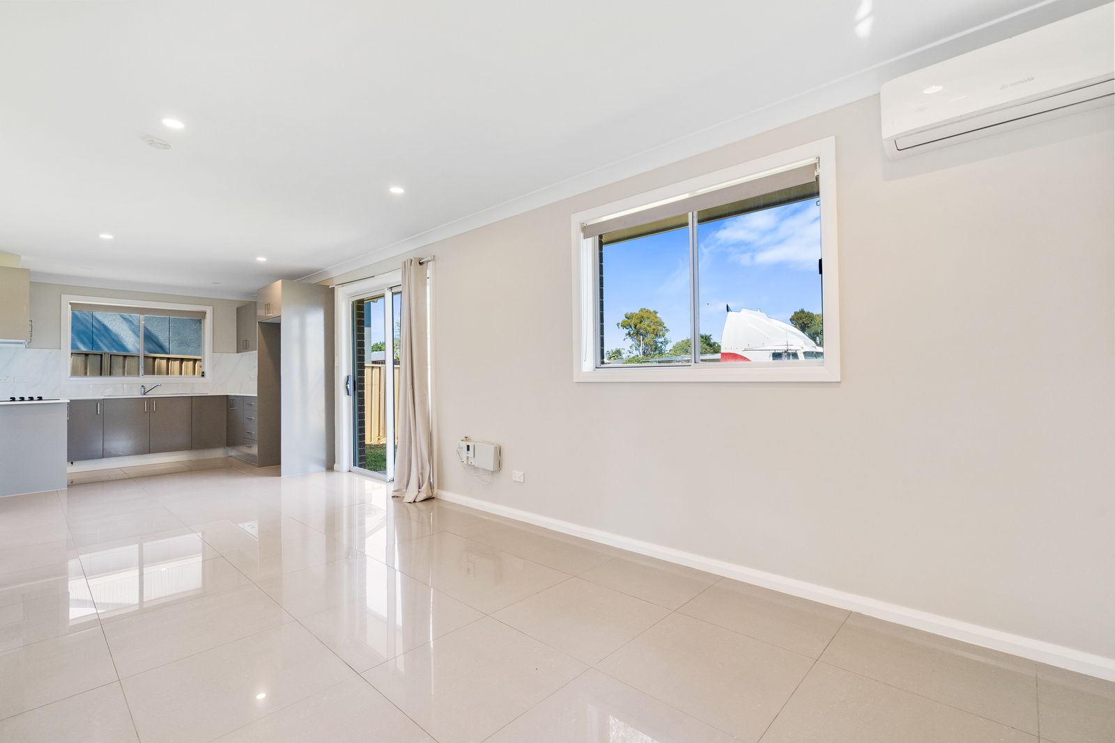 Real Estate For Lease 21a Lithgow Street Campbelltown , NSW