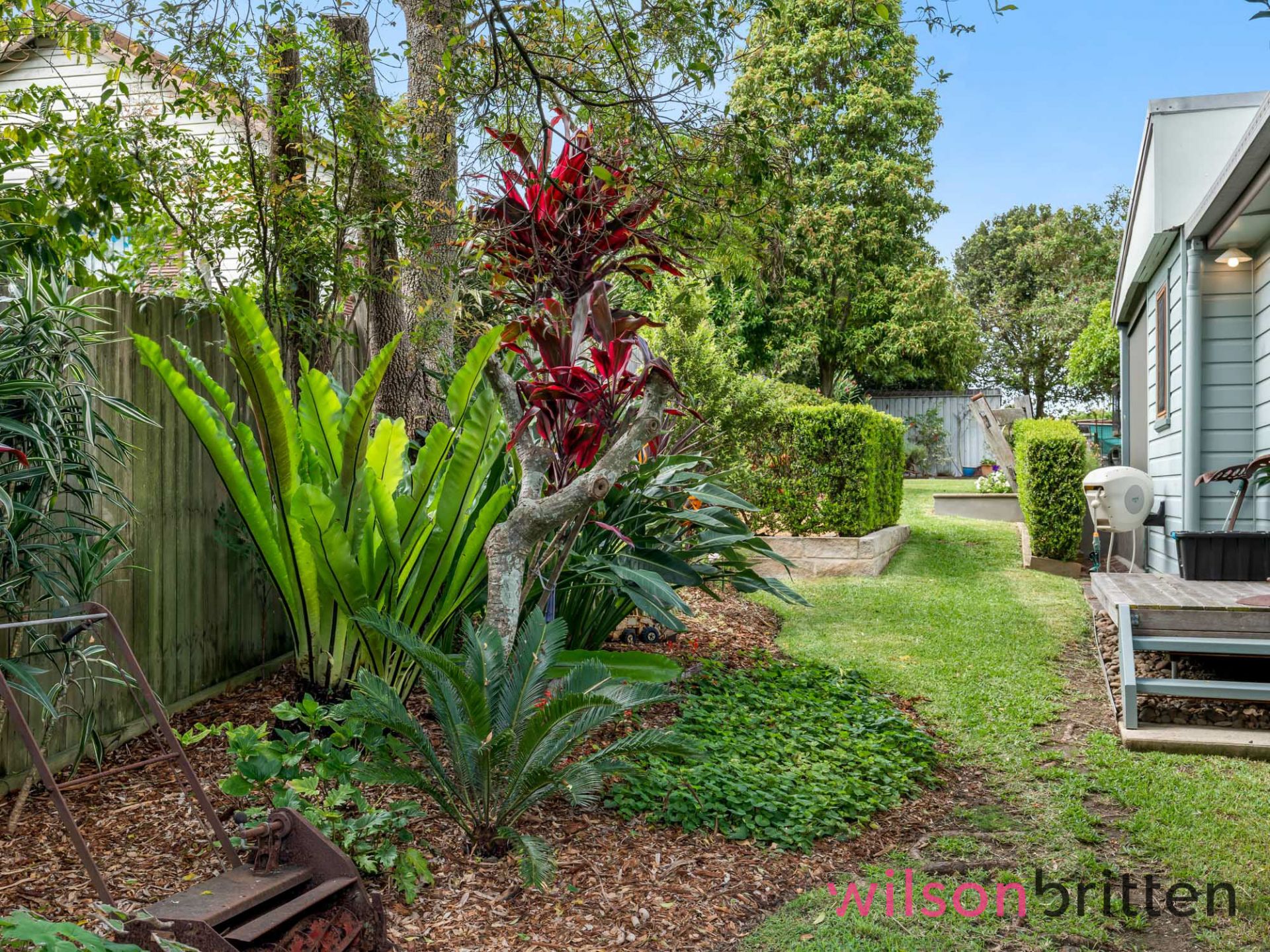 66 Macquarie Street, Morisset Wilson & Britten