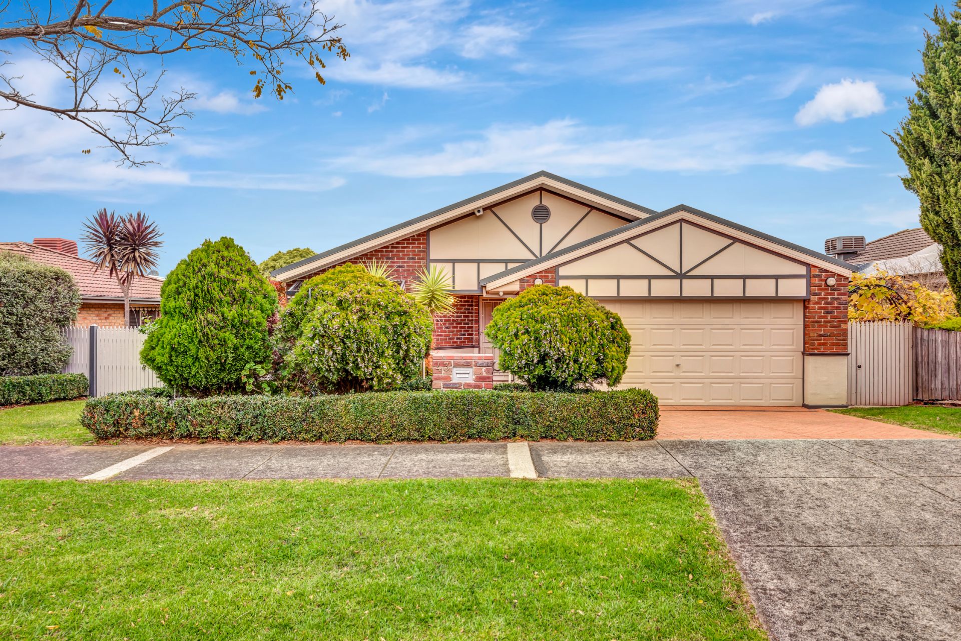 43 Lawson Way, ENDEAVOUR HILLS Nicholls Gledhill