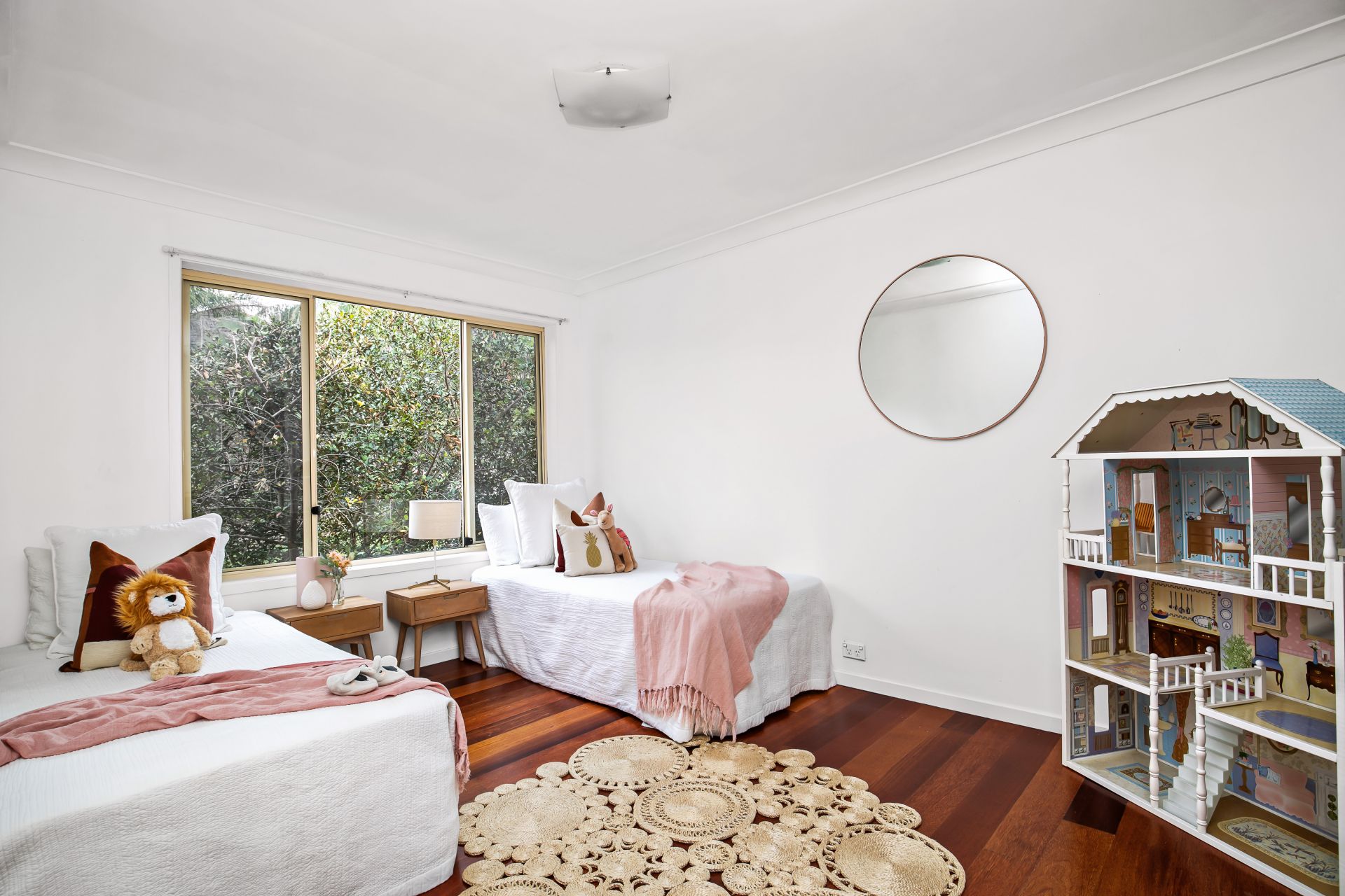 Real Estate For Sale 10 Endeavour Drive Beacon Hill , NSW