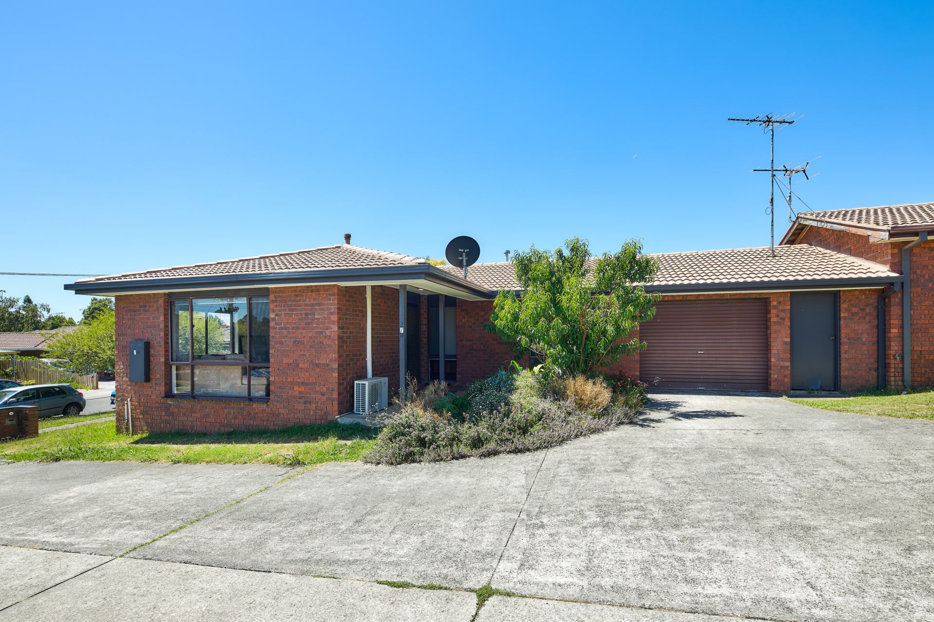 2/14 Somerset Drive, Warragul OBrien Real Estate