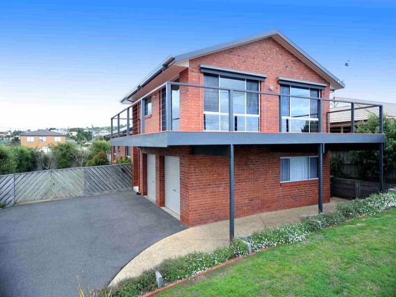 66 Point Richards Road, PORTARLINGTON Neville Richards Real Estate