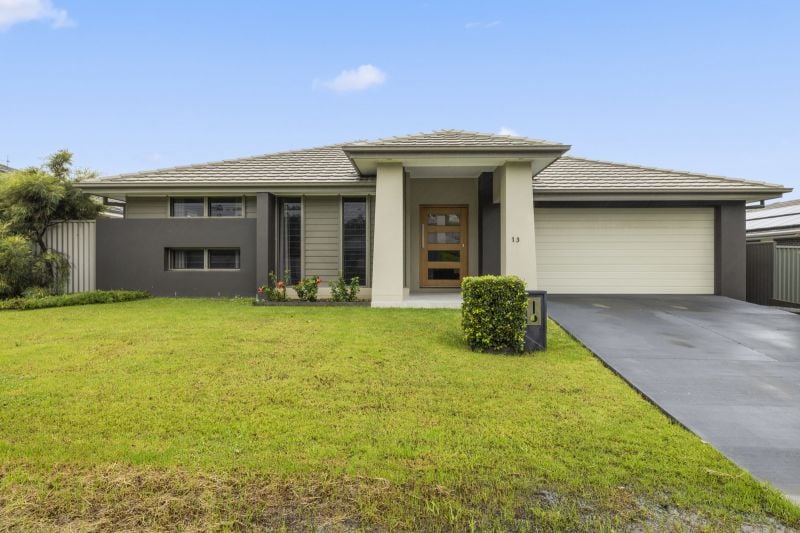 Real Estate For Sale 13 Flat Top Drive Woolgoolga , NSW