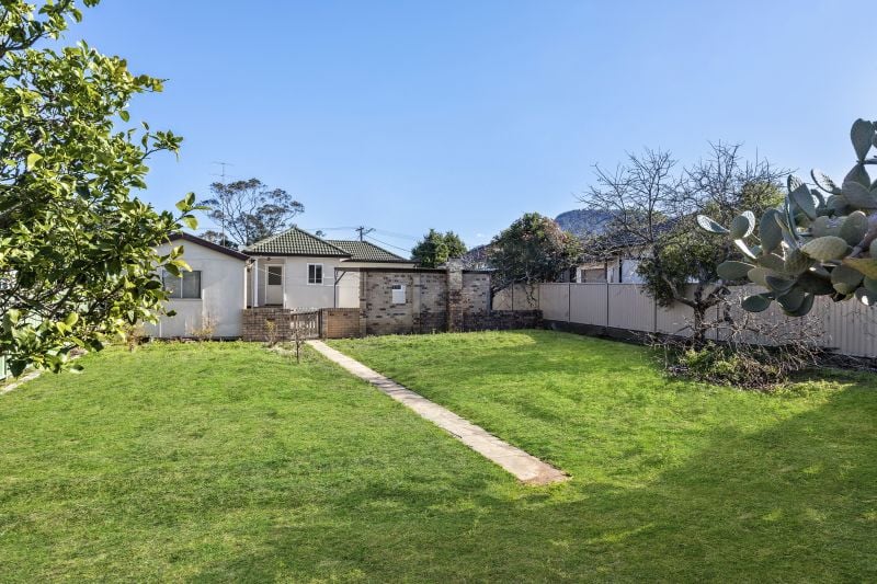 Real Estate For Sale 8 Guest Avenue Fairy Meadow , NSW