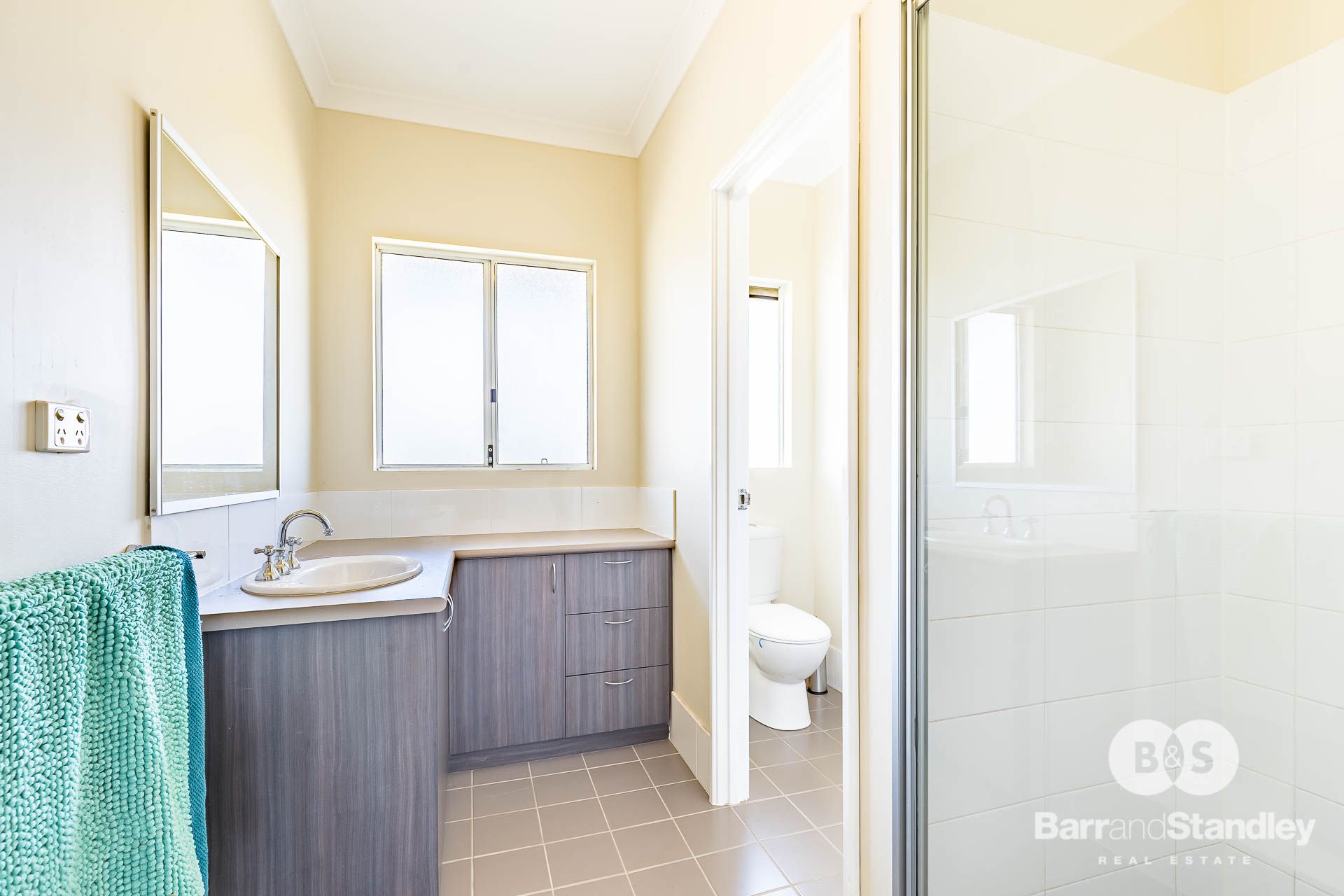 103 Huxley Road Cookernup , WA