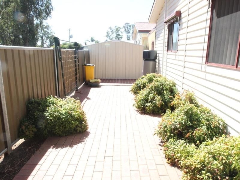 25 Lakeside Drive, Oasis Village, Cobram Kerr Real Estate