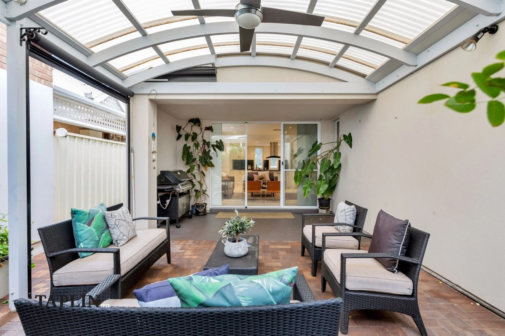 Tarlton Street at Amy Kirkland blog