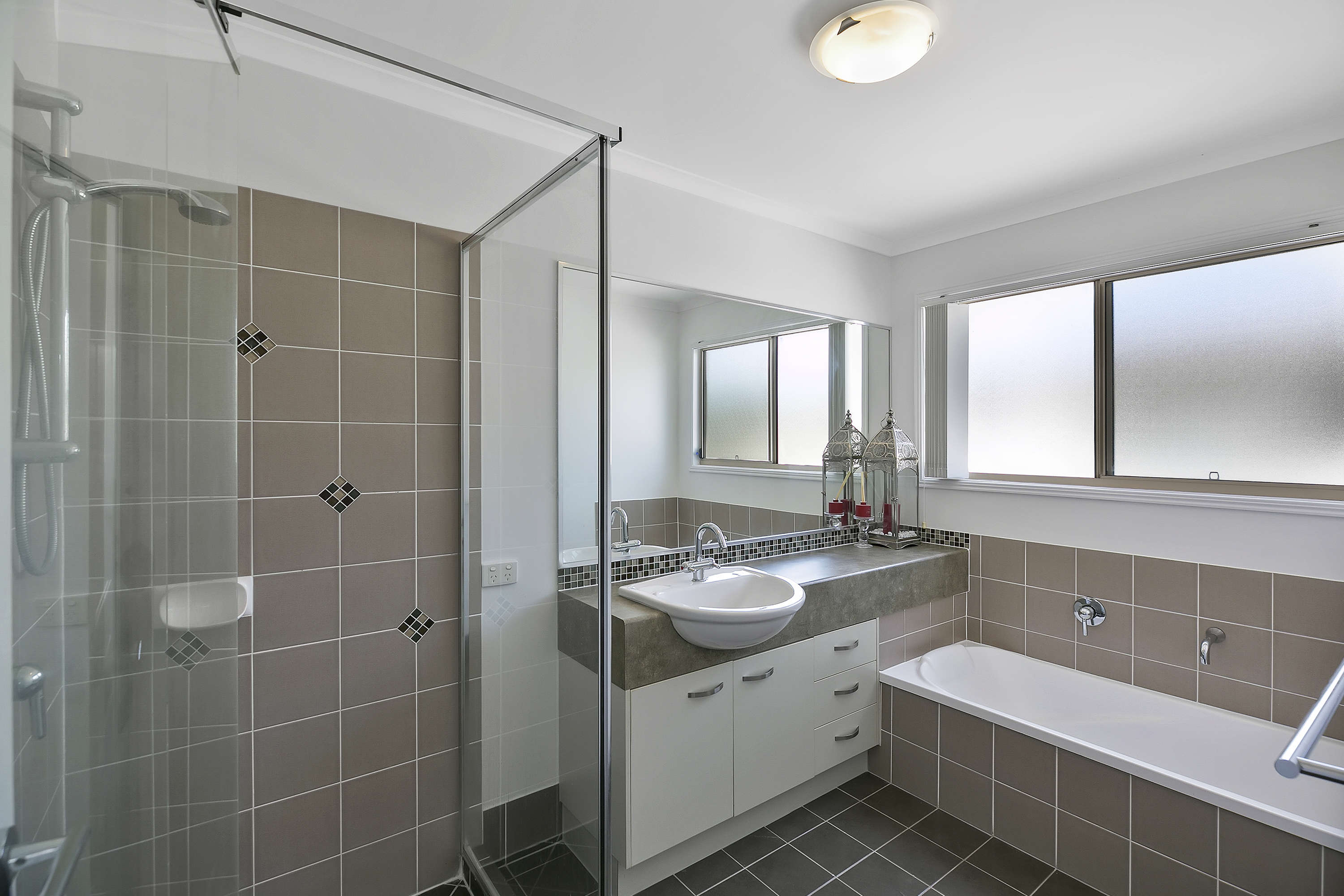 Real Estate For Sale 29 Tarawa Street Kawana Island , QLD