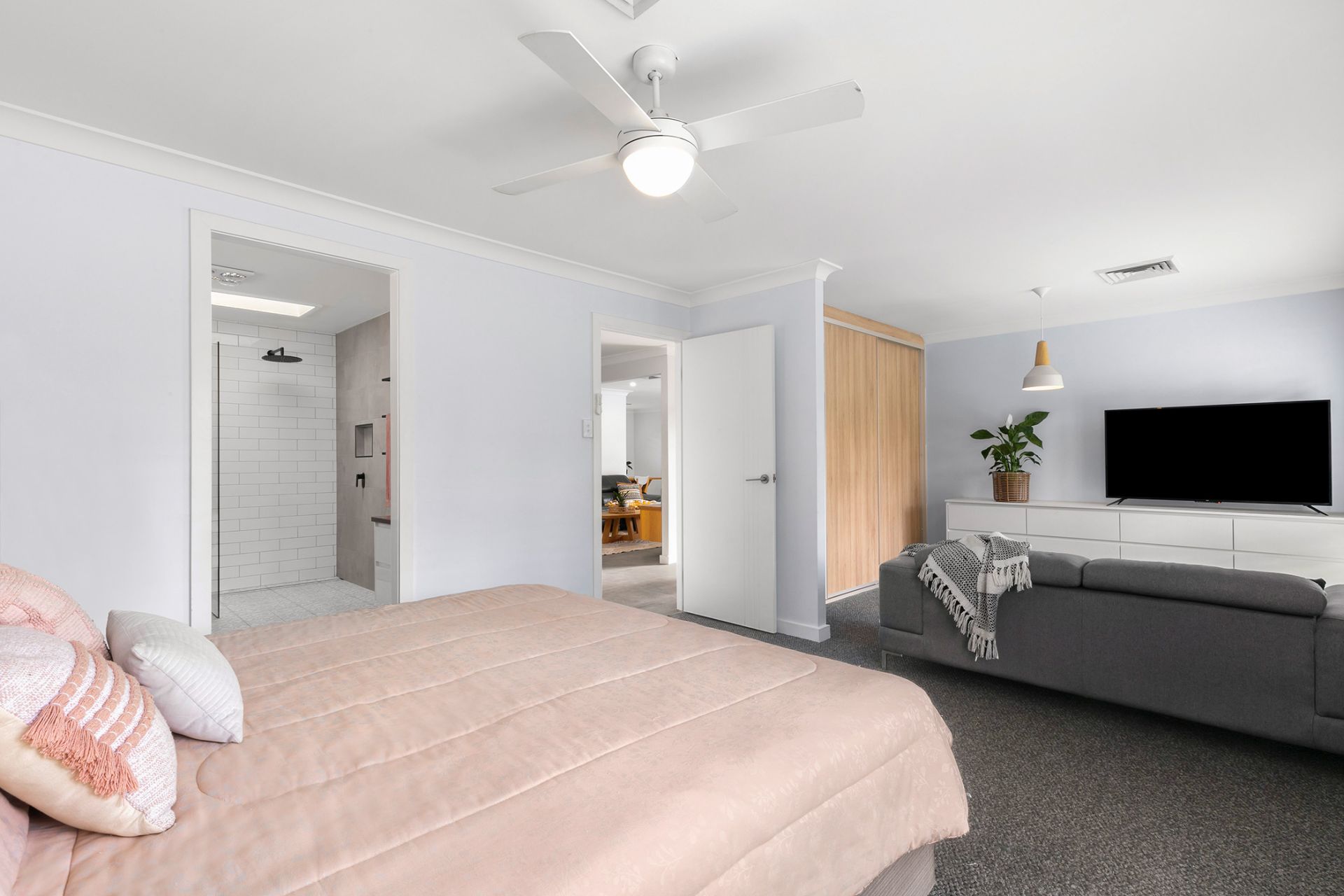 Real Estate For Sale 57 Croston Road Engadine , NSW