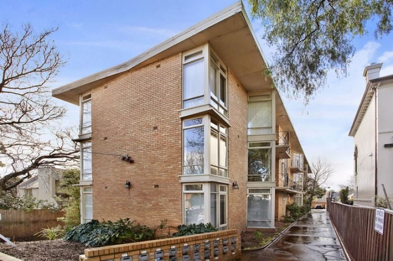 21/21 Bruce Street, TOORAK Williams Batters
