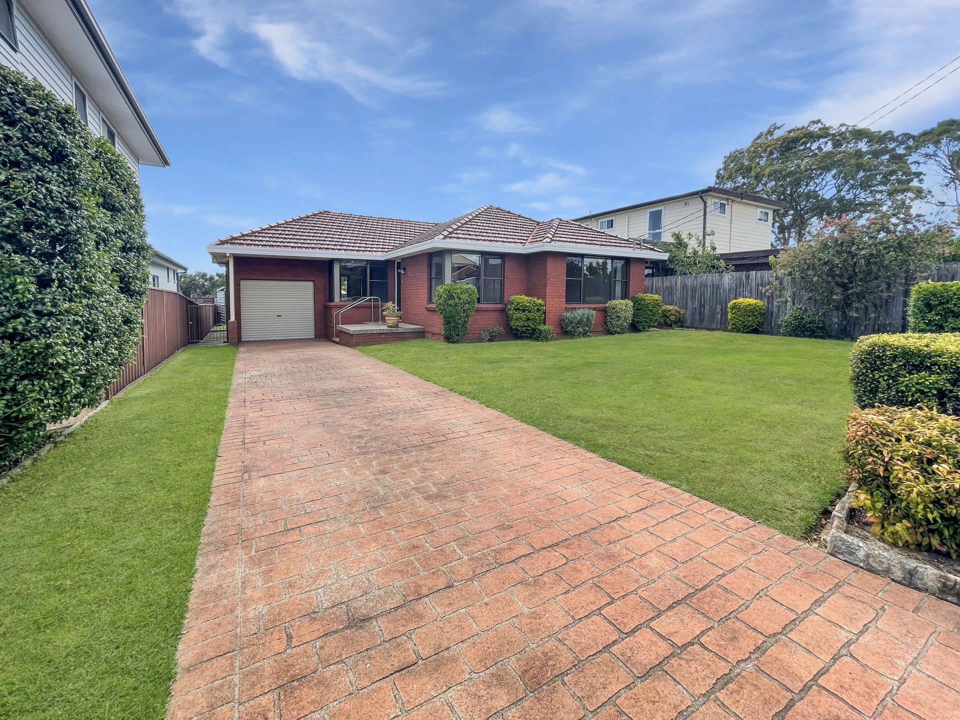 Real Estate For Lease 1 Karamarra Street Engadine , NSW