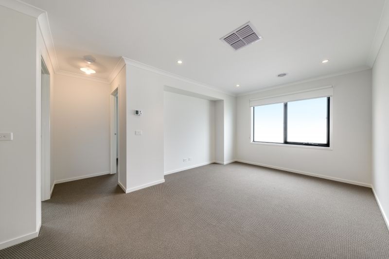 2 Duntroon Court, Clyde North OBrien Real Estate