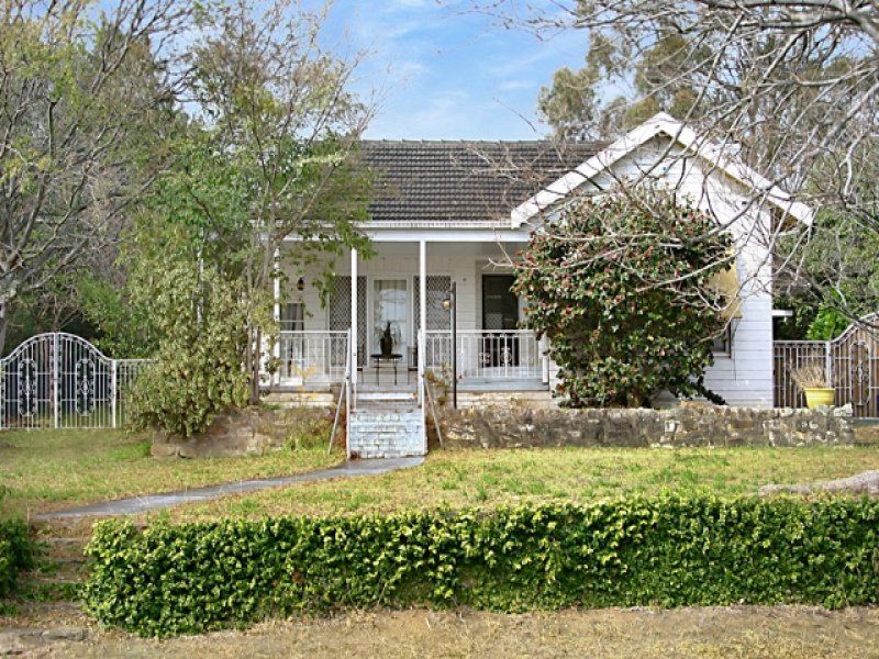 Real Estate For Sale 128 Lindesay Street Campbelltown , NSW