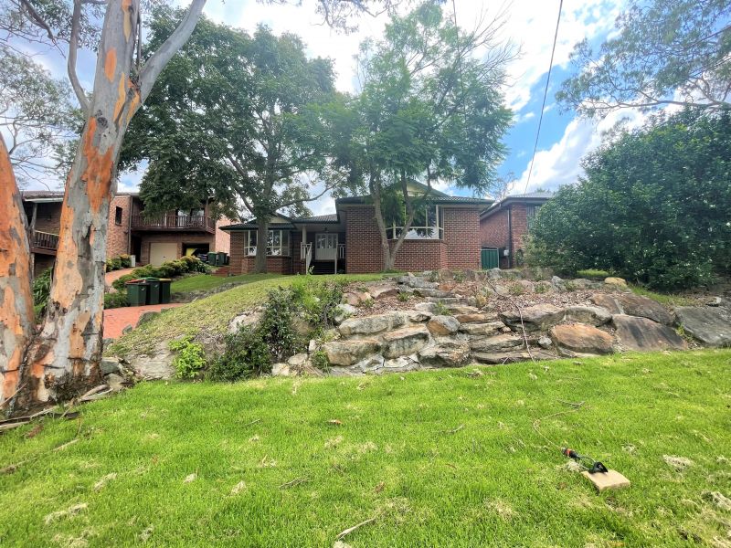 76 Roberts Parade, Hawkesbury Heights Chapman Real Estate