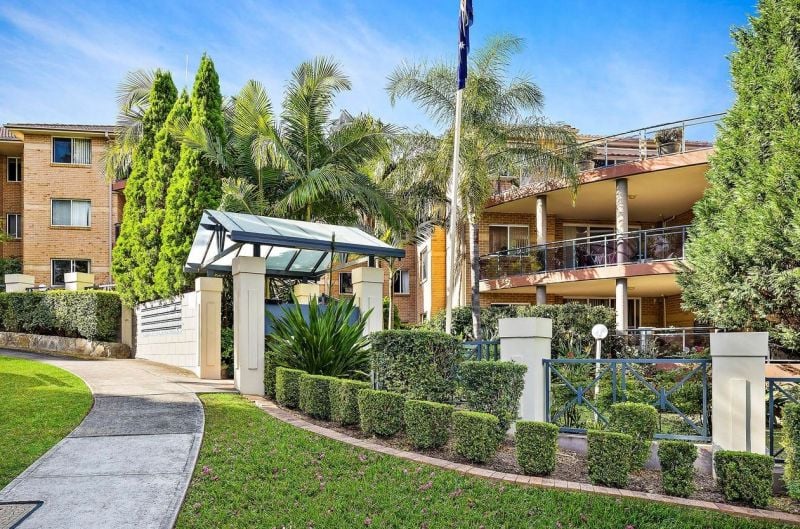 24/8 Mercer Street, Castle Hill Gilmour Property Agents