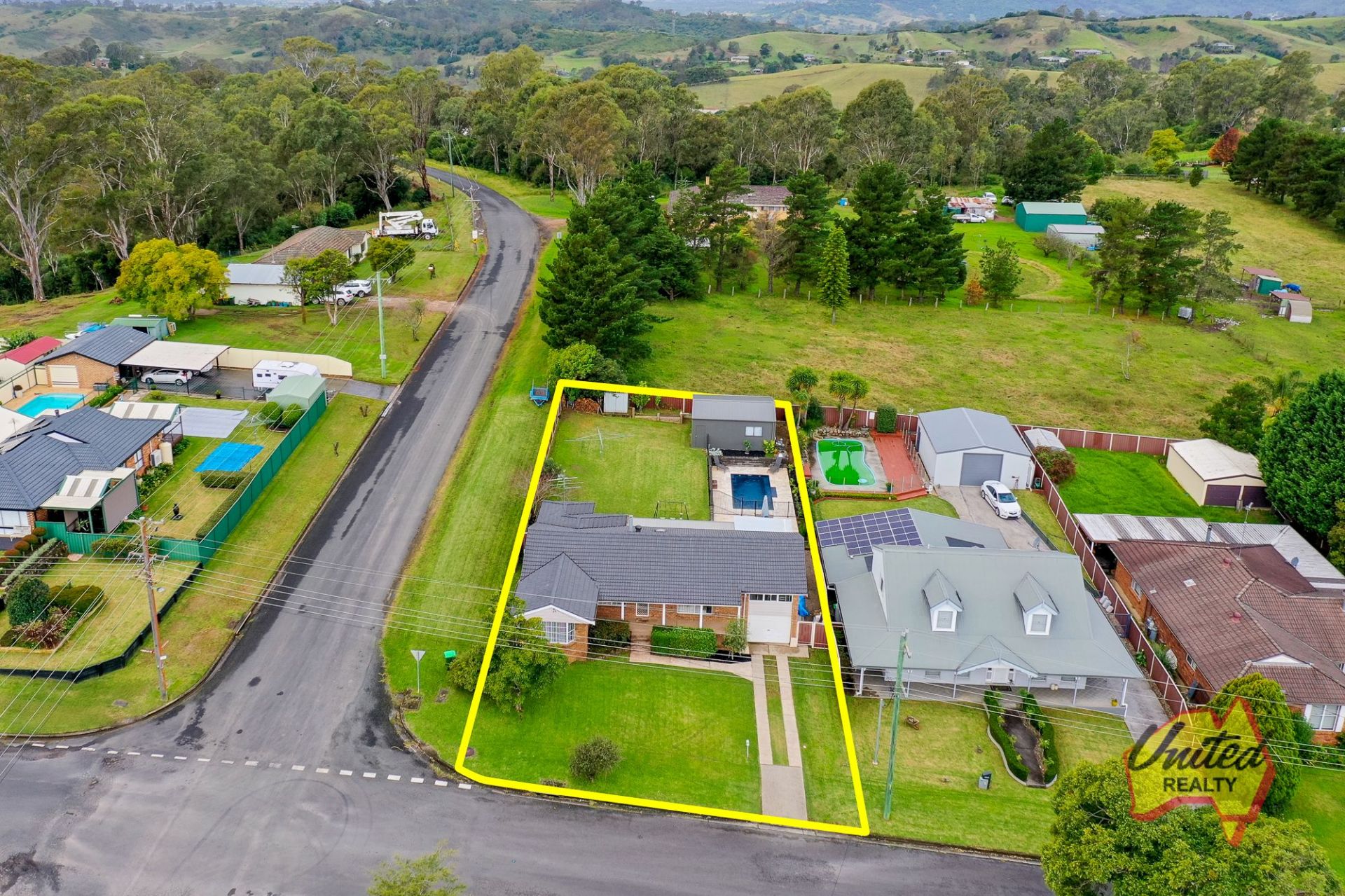 94 Merlin Street, The Oaks United Realty