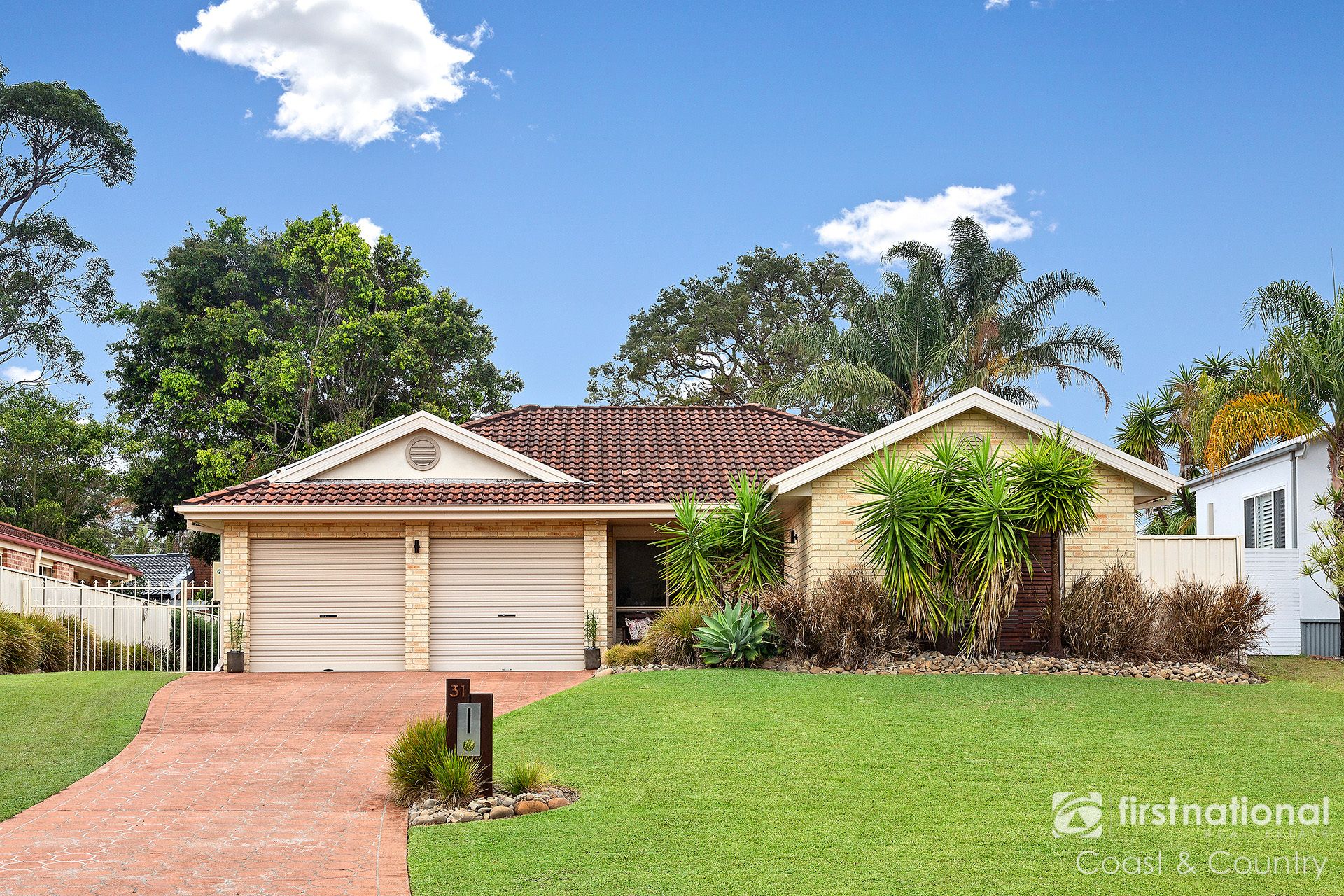 31 Scott Street, Shoalhaven Heads First National Coast & Country Real