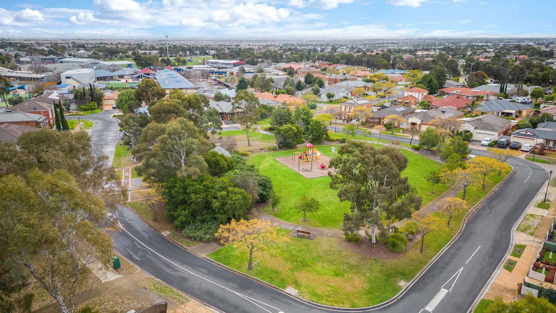 2 Daylesford Terrace, Caroline Springs OBrien Real Estate