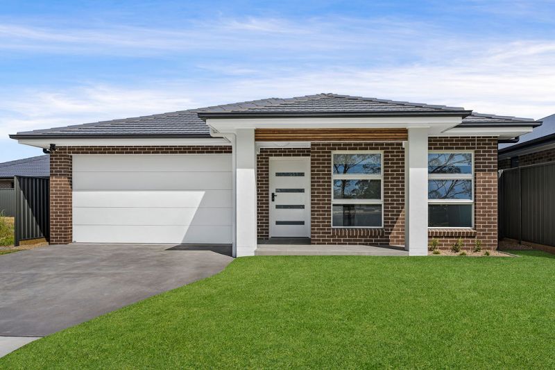 Real Estate For Lease 8 Dennis Street Thirlmere , NSW