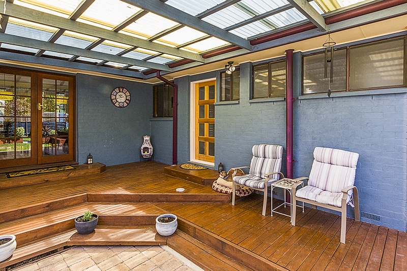 Real Estate For Sale 33 Reveley Crescent Stirling , ACT