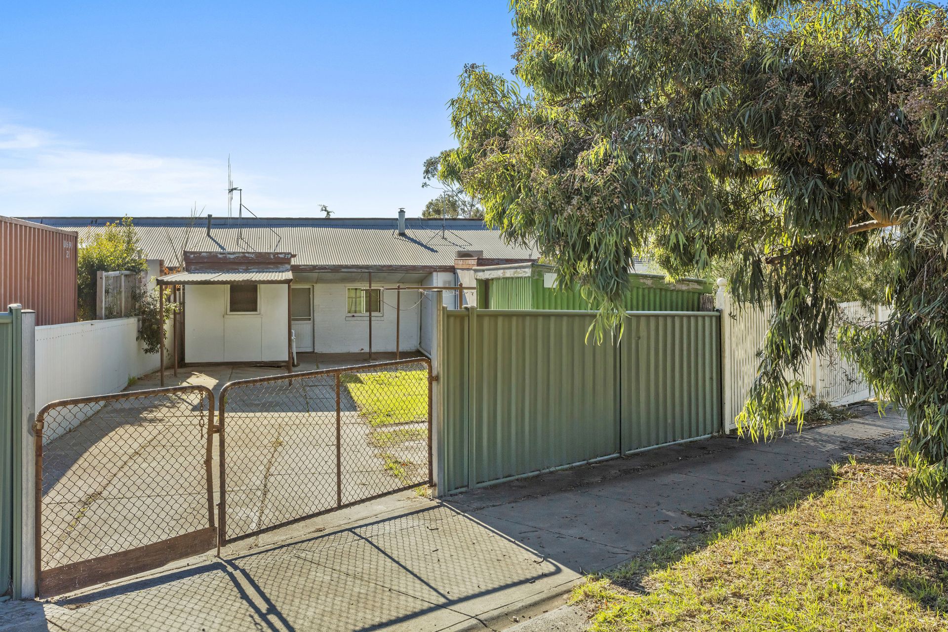 29 Eaglehawk Road, Bendigo DCK Real Estate