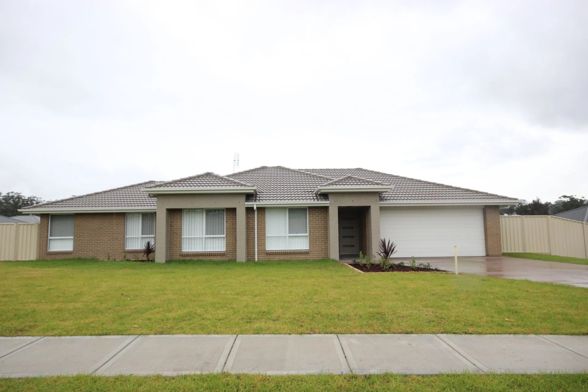 Real Estate For Lease 16 Station Street Morisset , NSW