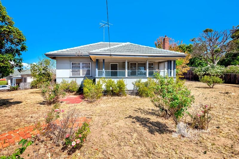 Real Estate For Sale 6 Mitchell Crescent South Bunbury , WA