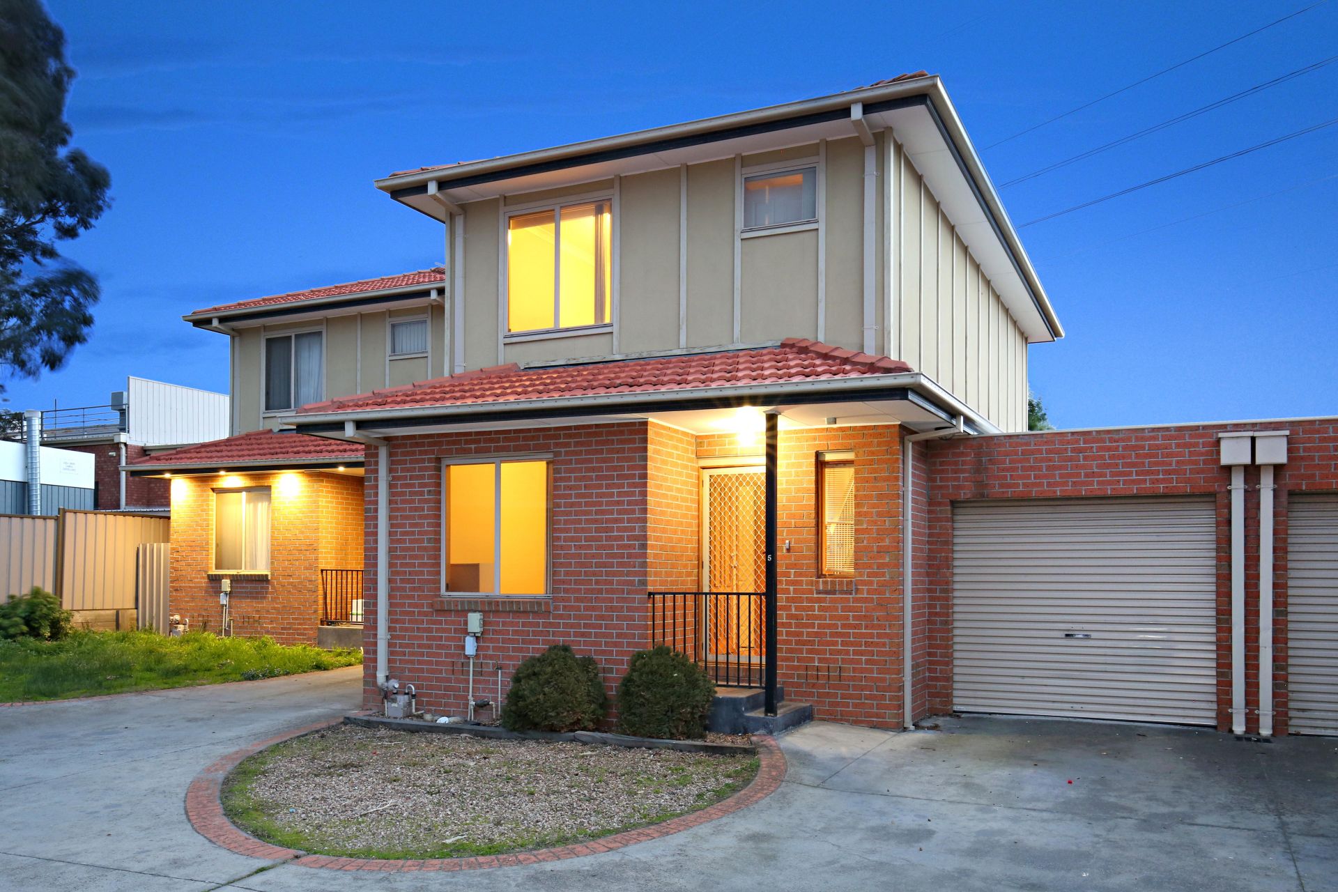 Real Estate For Sale 5/1 Morang Drive Mill Park , VIC