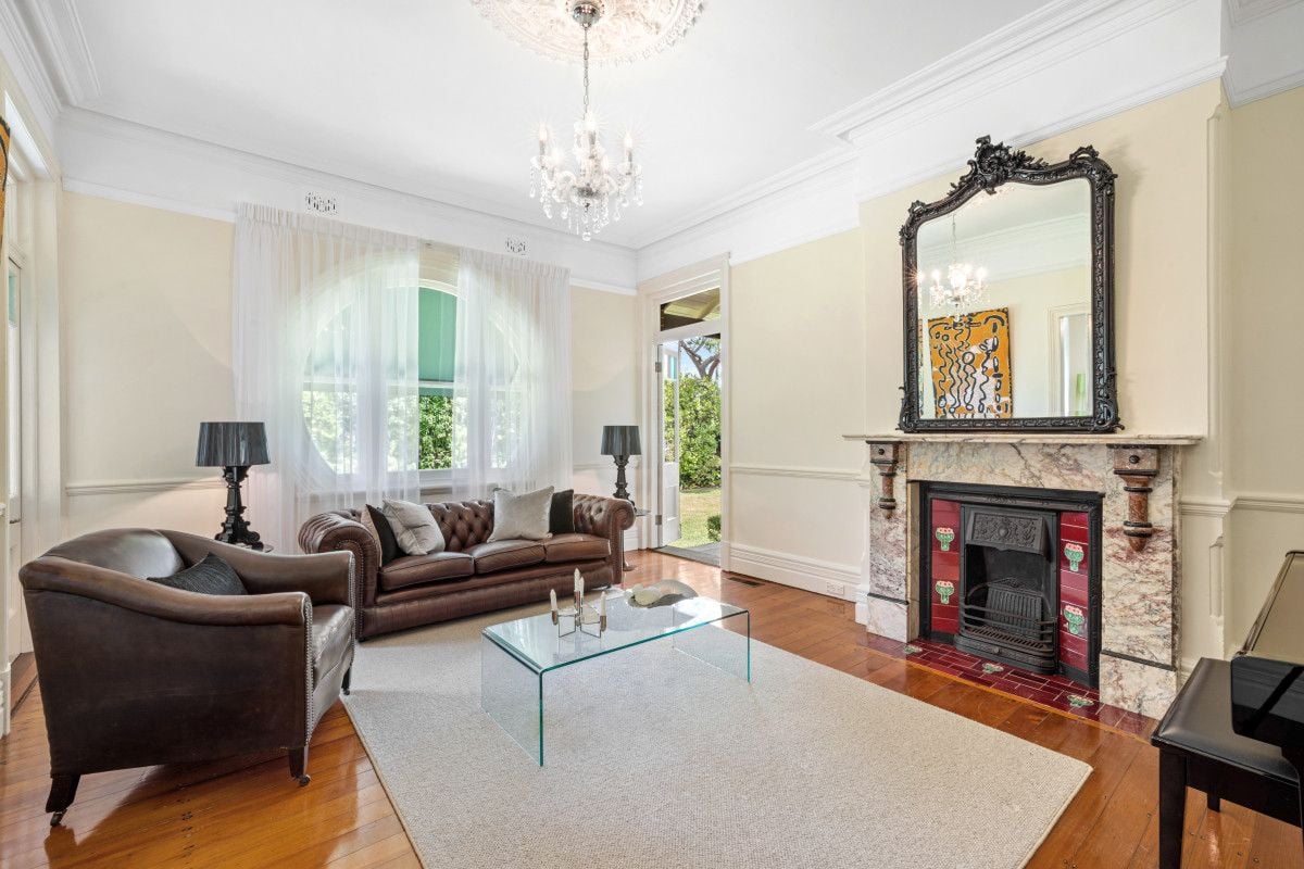 Real Estate For Sale 28 Rhodes Avenue Naremburn , NSW