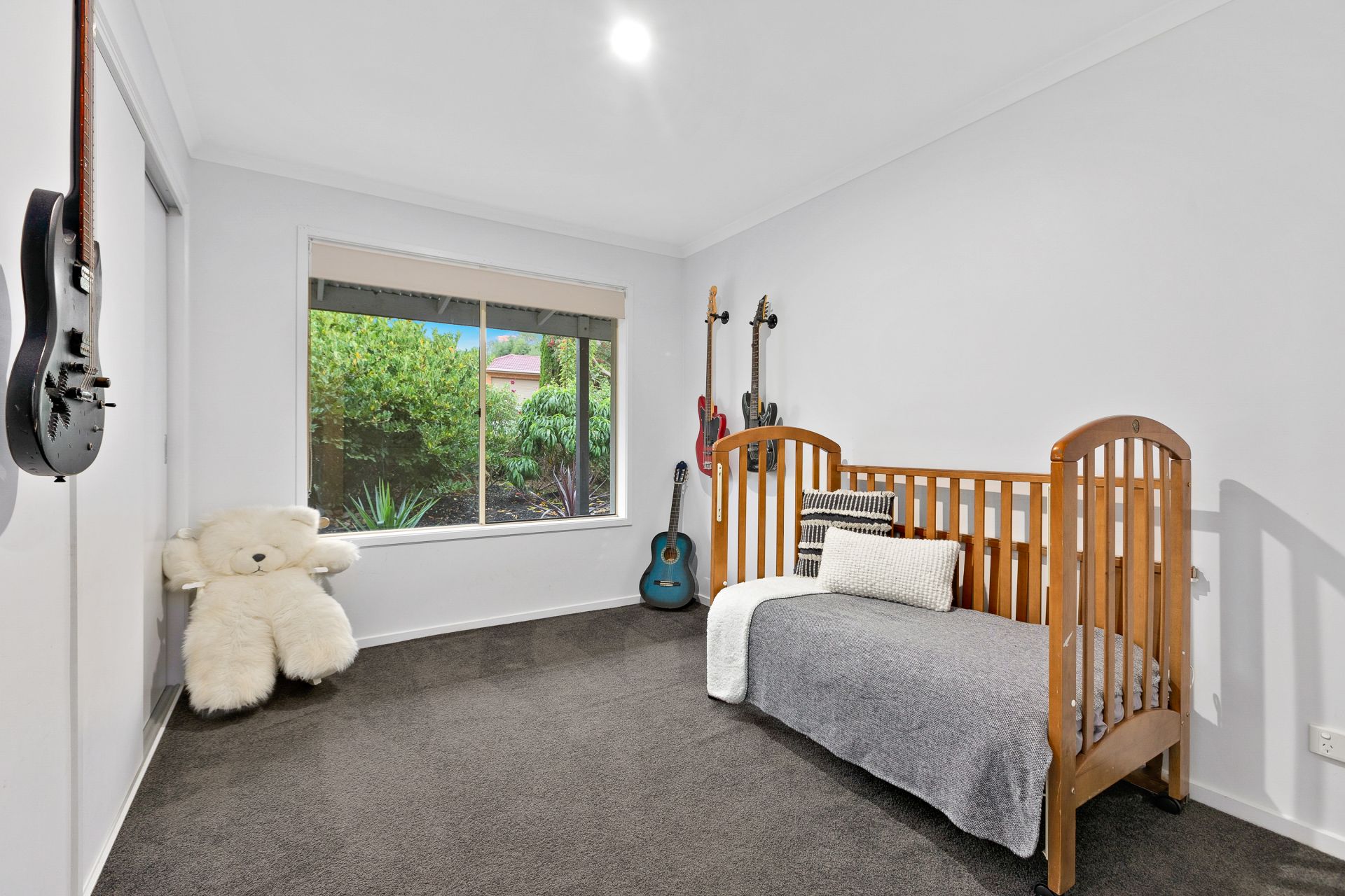 27 Darnum Street, Drouin OBrien Real Estate