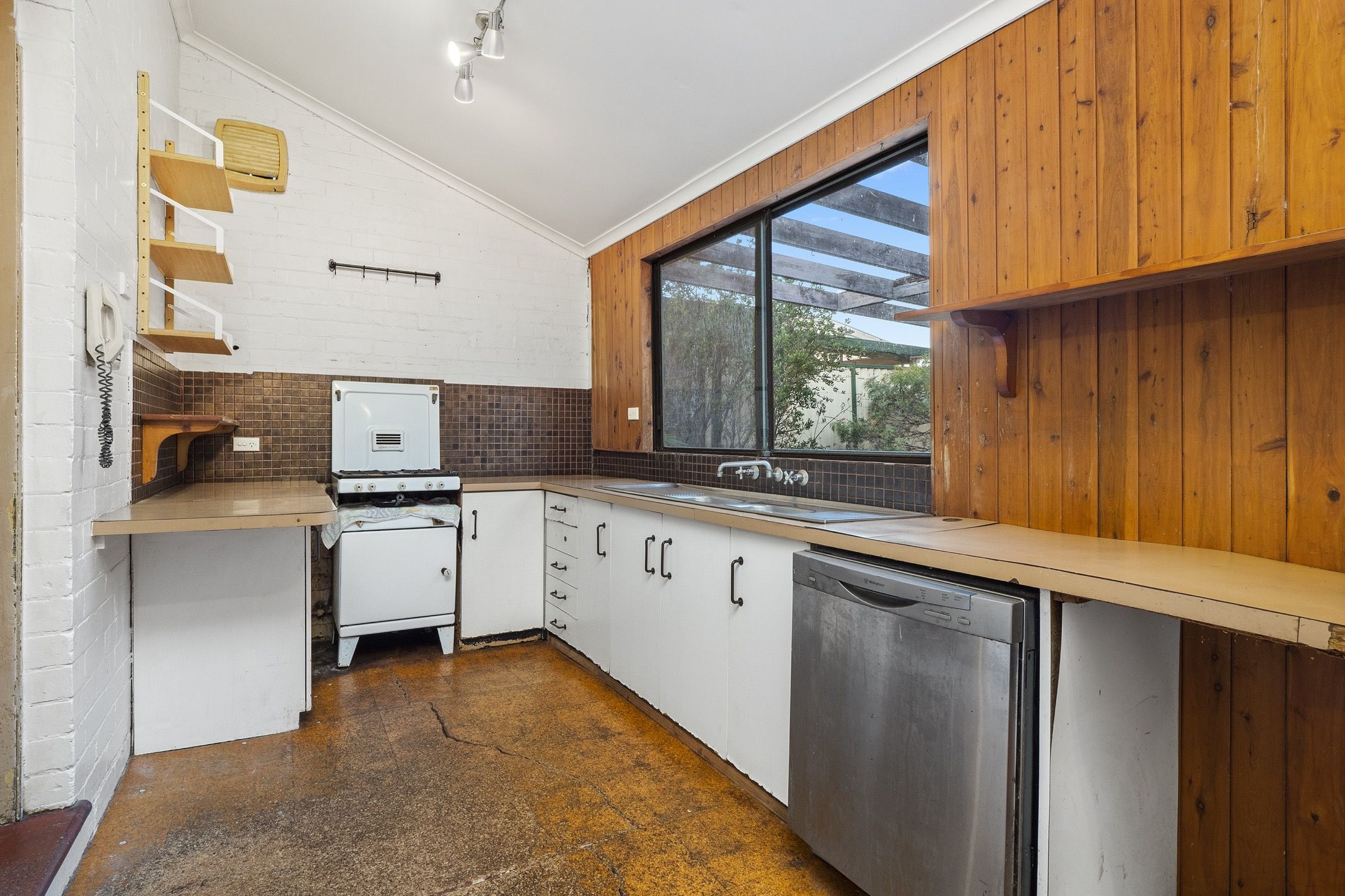 Olsen Romano Estate Agents Real Estate For Sale 46 Wardell Road